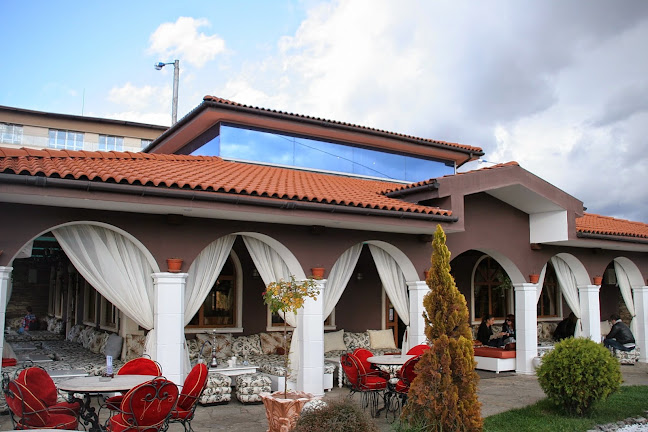 Comentarii opinii despre Маракеш клуб, коктейл бар и кафе