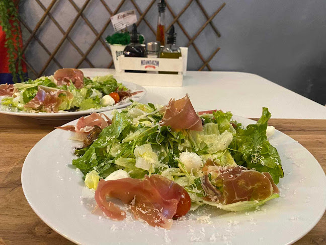 ж.к. Христо Ботев - СеверЮжен, ул. „Никола Карев“ 14, 4000 Пловдив