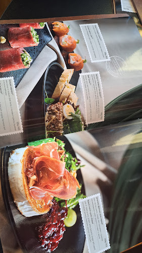 София център, бул. „Княгиня Мария Луиза“ 2, 1000 София