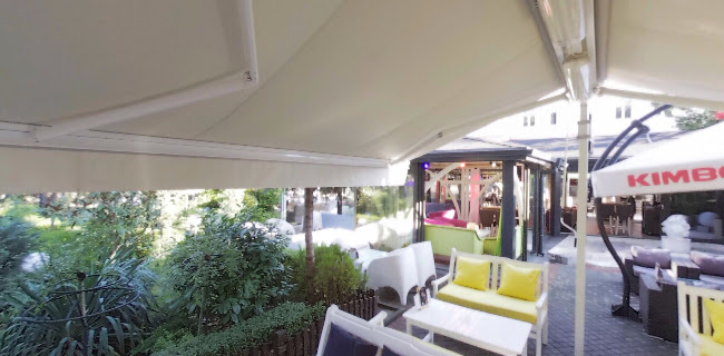 Opinii despre Gardens retro bar&café în Казанлък - Гастрономия и хотелиерство