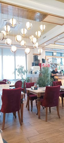 Opinii despre Capriccio Restaurant în Варна - Гастрономия и хотелиерство