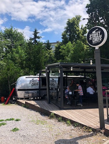 Стрийт шефс 2 - камион с храна Лозенец - Гастрономия и хотелиерство