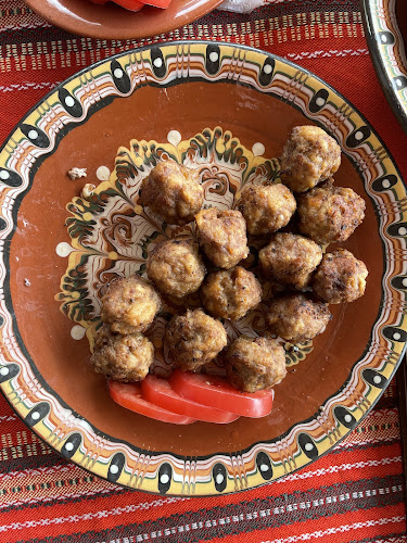 Unnamed Road, 4749 Градът