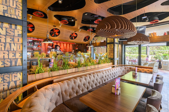 Happy Bar & Grill Yan Palah - Варна