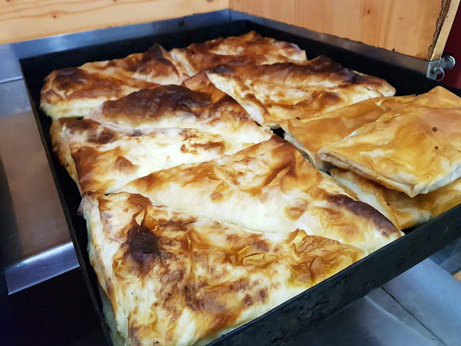 Бърза закуска „Лилия“ - Гастрономия и хотелиерство