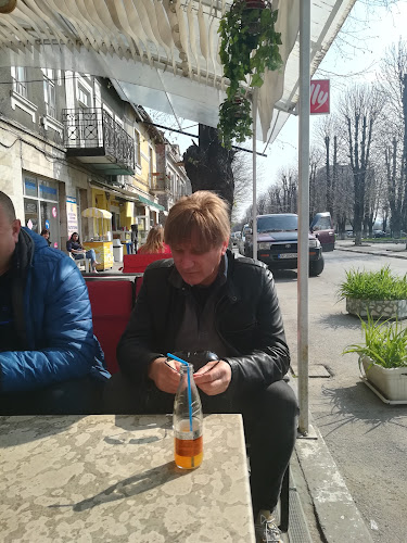 Opinii despre Слънце и луна în Мездра - Гастрономия и хотелиерство