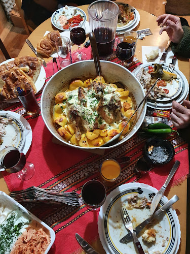 ЗАВЕДЕНИЕ ЗА БЪРЗО ХРАНЕНЕ "ДИВОТО ЗОВЕ" - Ново село