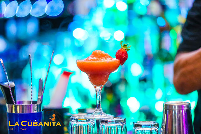 La Cubanita En El Mar Sveti Vlas - Свети Влас