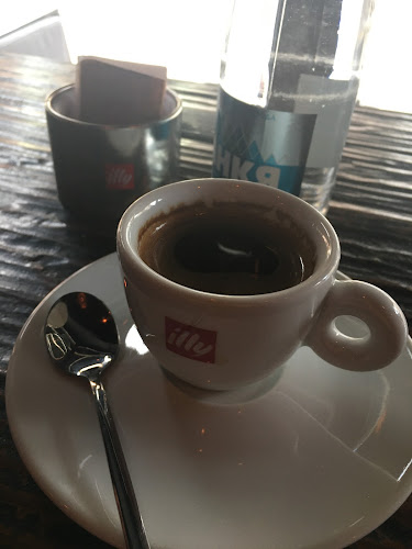 кв. Новия град, ул. „Пирин“ 75, 2770 Банско