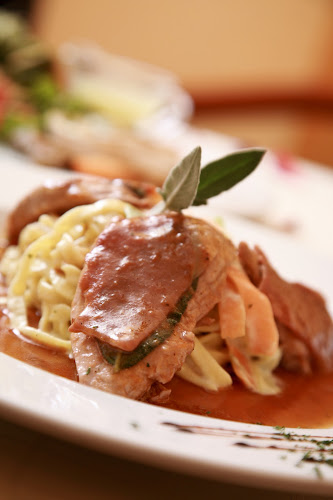 улица „Христо Белчев“ 20, ул. „Солунска“ 14, 1000 София