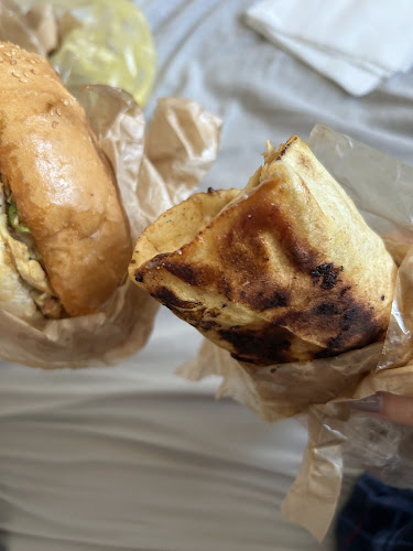 Abu Dhabi - София