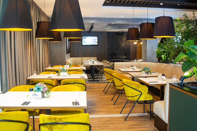 Comentarii opinii despre Тон Бонбон Рива Център - ресторант и детски център