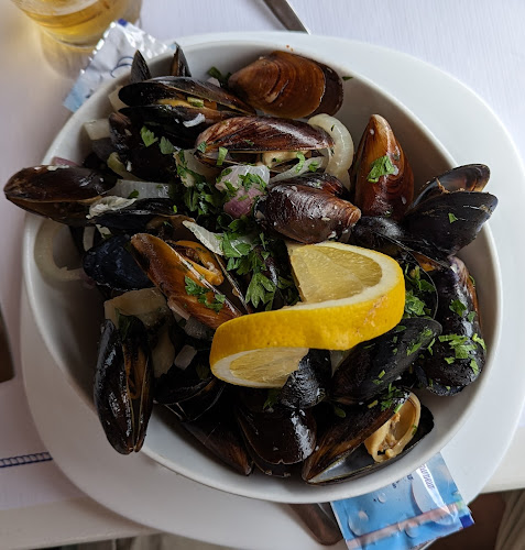 ул. „Цар Симеон“ 72, 8256 Свети Влас