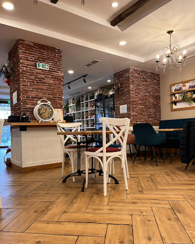 Opinii despre Oh-là-là Café în София - Гастрономия и хотелиерство