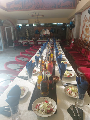 кв. Родина, ул. „Тракия“ 16, 6100 Казанлък