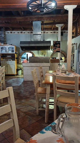 Център, ул. „Иван Вазов“ 14, 8180 Приморско