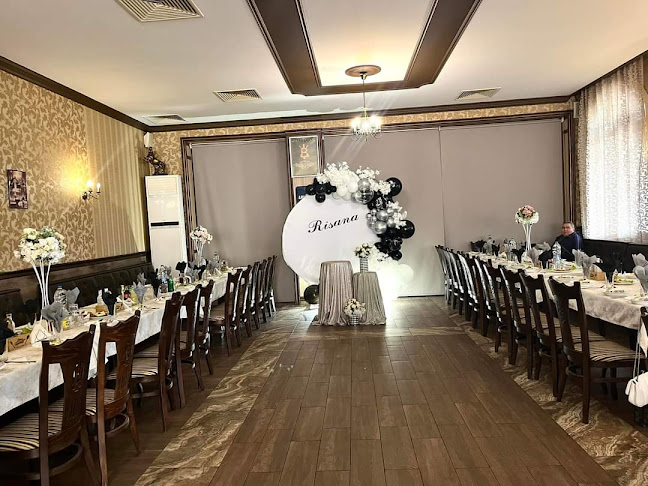 Boris Castle- ресторант градина