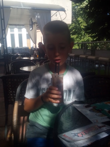 Comentarii opinii despre Street bar