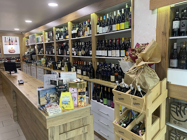 Opinii despre The Coffee & Wine Shop în Каварна - Гастрономия и хотелиерство