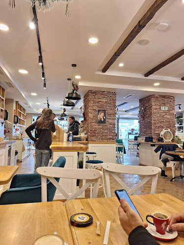 ж.к. Бъкстон, ул. „Александър Пушкин“ 15, 1618 София