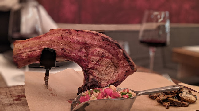 Медитеранео - Гастрономия и хотелиерство