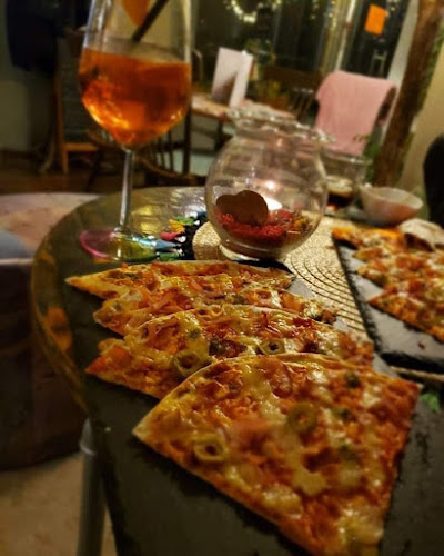 Comentarii opinii despre Coffee & Bar "Mariquitas"