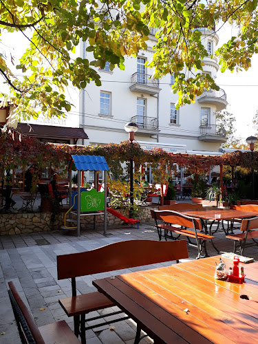 Център, ул. Димитър Благоев 7, 4180 Хисаря