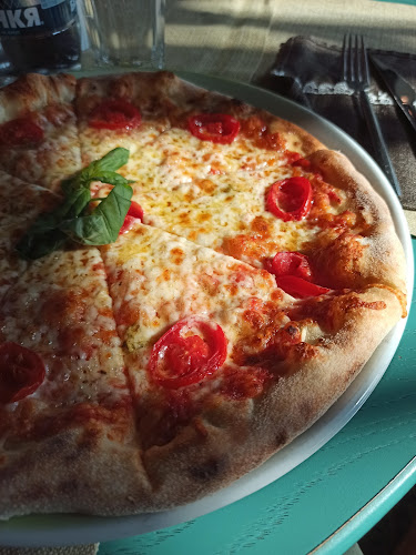 Comentarii opinii despre Его пица и грил