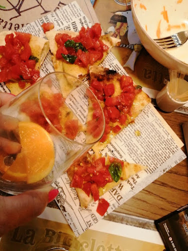 София център, бул. „Княз Александър Дондуков" 18, 1000 София