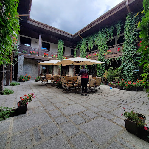 Comentarii opinii despre "20-ти април"