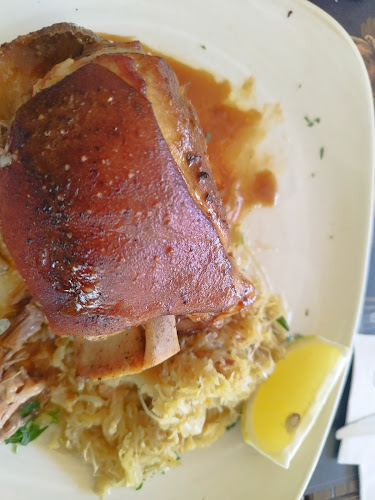 Бирария Jägerhof - Пловдив - Гастрономия и хотелиерство