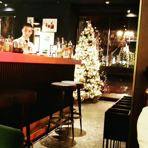 Comentarii opinii despre DSQUARED2 Cocktails & Lounge