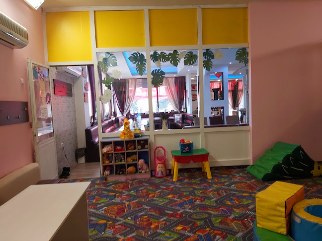 гр.Бургас, Ветрен, ул. „Българка“ 66, 8000 Бургас