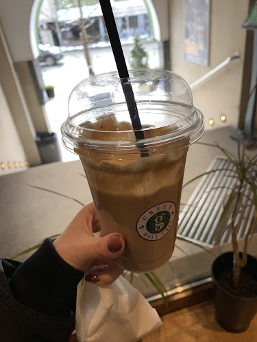 ж.к. Лозенец, бул. „Черни връх“ 32, 1407 София