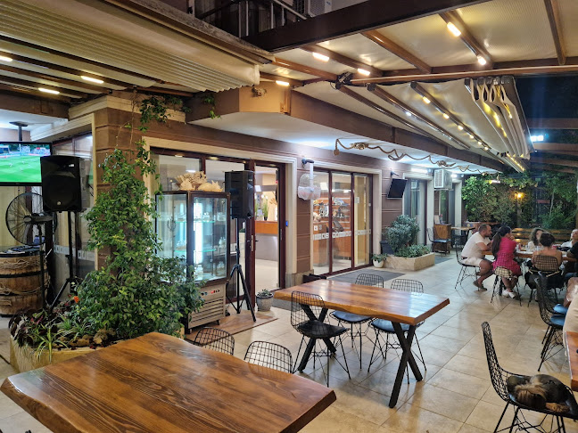 Opinii despre Рибен ресторант “Карел” în Несебър - Гастрономия и хотелиерство