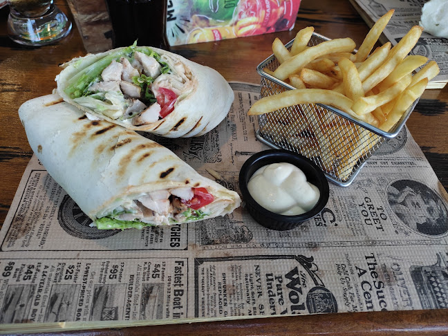 Център, ул. „Оборище“ 11А, 8180 Приморско