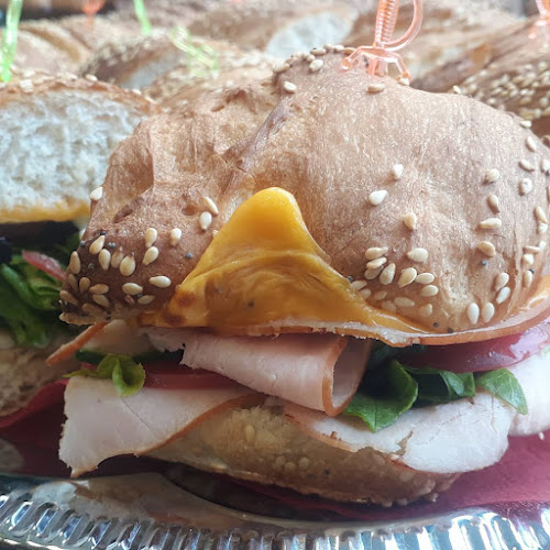 Toasty - ресторант за сандвичи и пица, храна за вкъщи и кетъринг - Гастрономия и хотелиерство