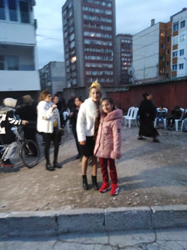 Opinii despre Кафе-аперитив "Меди" în Пазарджик - Гастрономия и хотелиерство