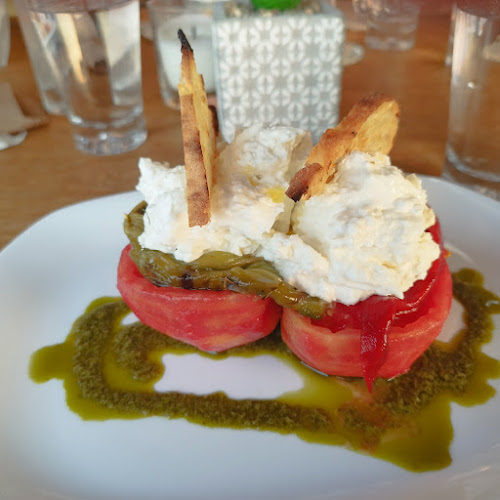 Cattedrale Chiringuito - Гастрономия и хотелиерство