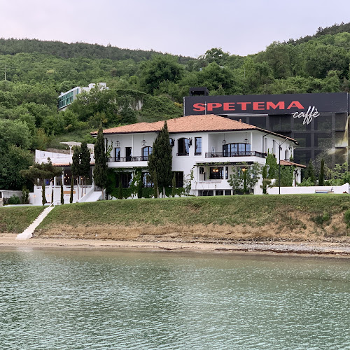 Fish Restaurant Levant Beach - Гастрономия и хотелиерство