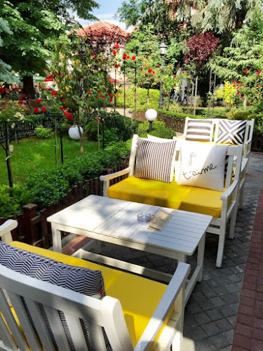 ул. „Искра“ 1, 6100 Казанлък