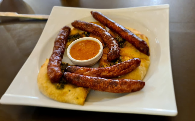 Ресторант "No Words" Елин Пелин - Гастрономия и хотелиерство