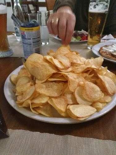 Пицария Ресторант “Чичовци” - Гастрономия и хотелиерство