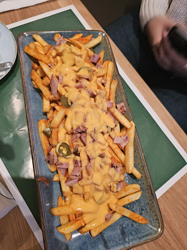 Витоша стрийт бар и динър