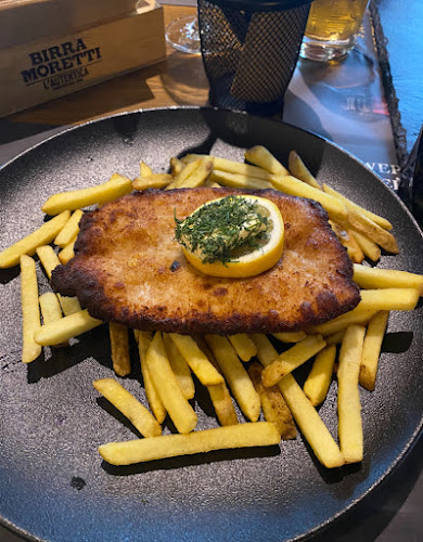 Дъ Бридж бар и динър