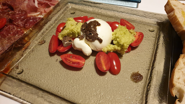 Opinii despre Cinecitta Osteria Italiana în София - Гастрономия и хотелиерство