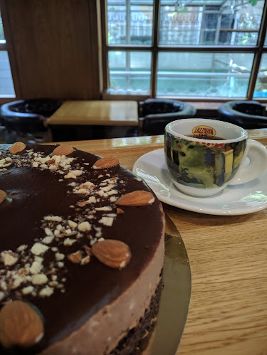 Comentarii opinii despre Пицария Ресторант Retro Castela