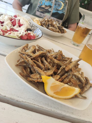 Opinii despre GREEN Color 4 КРАЙ РЕКАТА în Асеновград - Гастрономия и хотелиерство