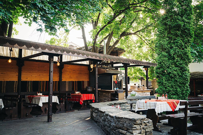 Вароша, ул. „Васил Левски“ 25, 5500 Ловеч