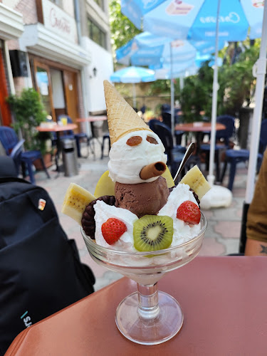 Стената - Гастрономия и хотелиерство